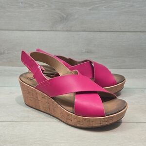 Clarks Collection Women Cushion Sofr Pink Wedge Sandals Shoes Sz 8.5